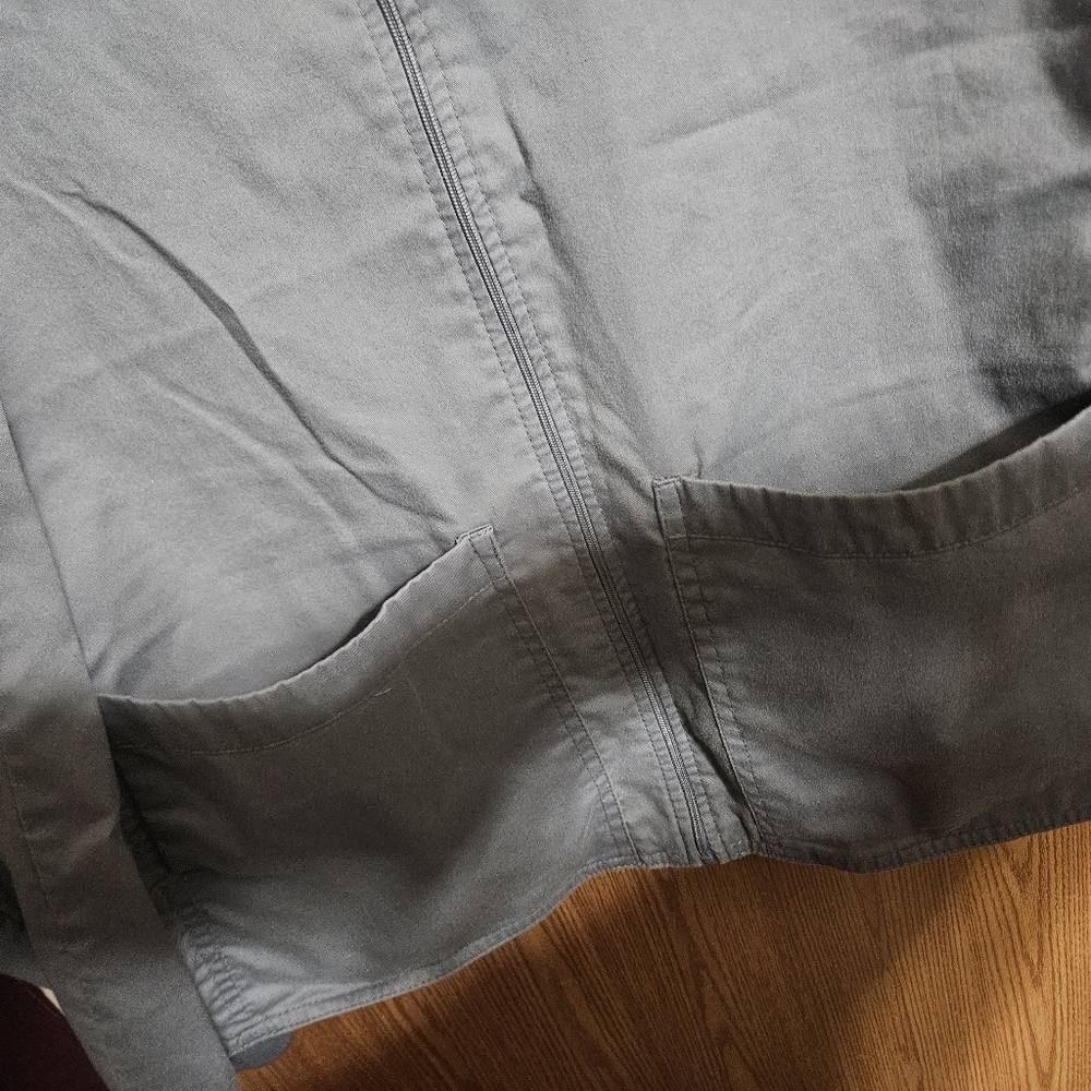 Med Couture Scrub Jacket Warm Up Gray Full Zip! - Picture 4 of 8